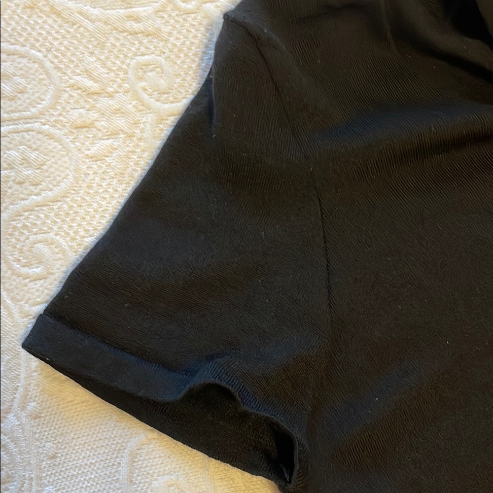 Black Short Sleeve Sweater - Picture 7 of 8